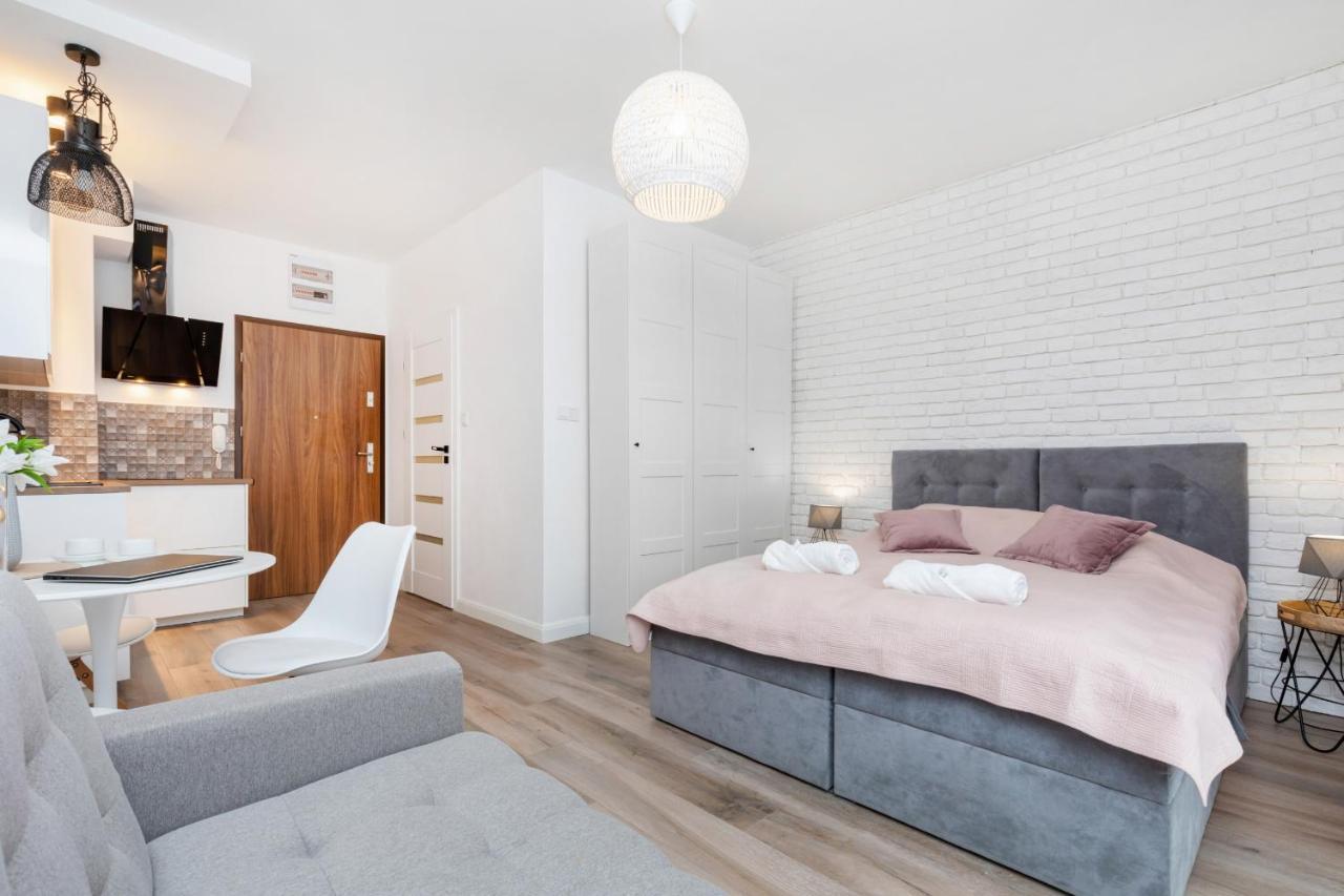 Gold Flamingo Apartament By Noclegi Renters Miedzyzdroje Ngoại thất bức ảnh